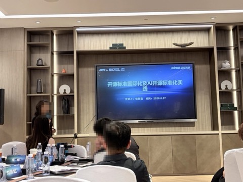 现场幻灯片